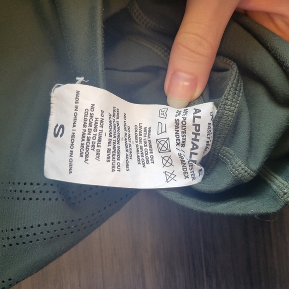 Alphalete Laser Cut Surface Path Legging Olive - Picture 5 of 5